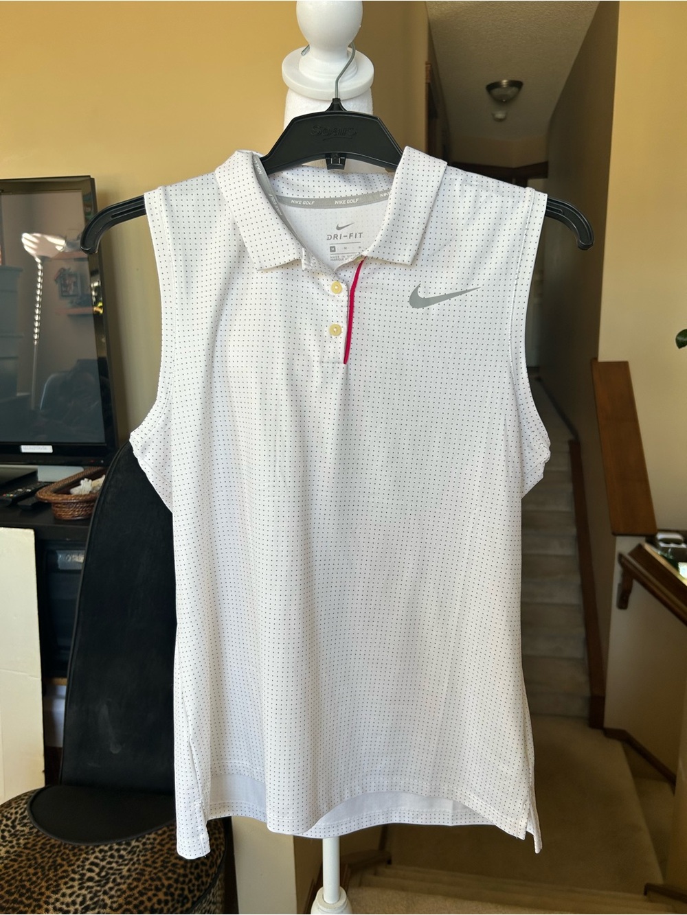 Nike Golf White/ grey Dot Dri-FIT Sleeveless Polo Tank with Silver Swoosh